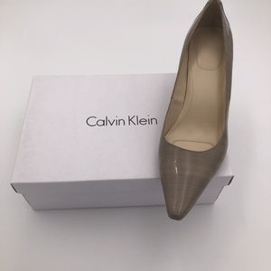 Calvin Klein"Dolly" Pumps